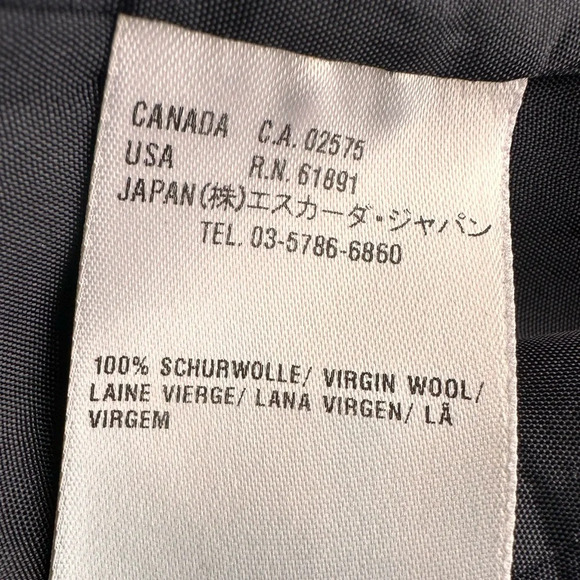 Vintage ESCADA Navy 100% Virgin Wool Blazer - Picture 14 of 16